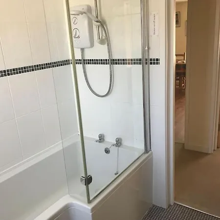 Great Offer 2 Bed Tenby Flat Free Parking Exterior photo